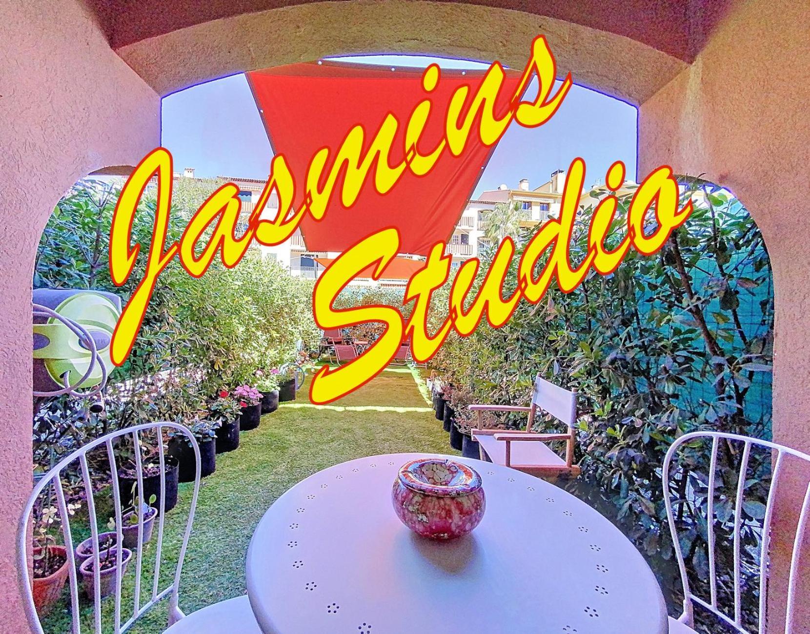 Douillet et calme, Jasmins Studio en Côte d'Azur Vallauris Extérieur photo