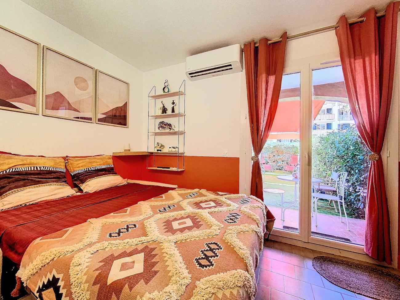 Douillet et calme, Jasmins Studio en Côte d'Azur Vallauris Extérieur photo