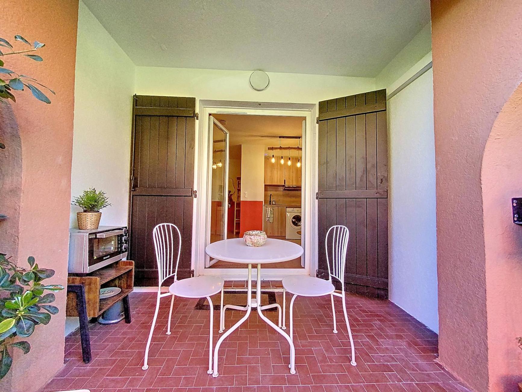 Douillet et calme, Jasmins Studio en Côte d'Azur Vallauris Extérieur photo